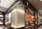 Global Pursuit of Luxury: Louis Vuitton ke eena ea etelletseng pele