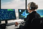 Kontrolori zračnog prometa održavaju kretanje zrakoplova i sigurnost neba