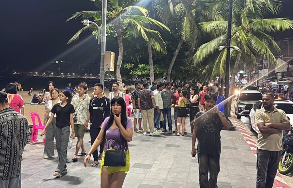 Is Crisis-Hit Thai Tourism on the Brink of Collapse?