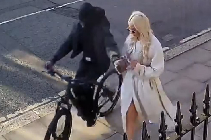 Tourists Beware: Your Mobile Phones Likely to Be Stolen in UK
