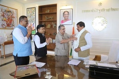 The Chief Minister is Included in the Expanded Staff of the Indian Association of Tour Operators.