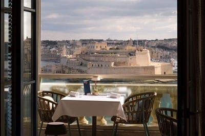 malta 1 – Widok na Wielki Port z restauracji ION Harbour – zdjęcie dzięki uprzejmości Maltańskiego Urzędu ds. Turystyki