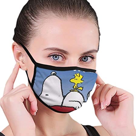 Jak vyrobit bezpečnou masku z vaku vysavače? Pokyny krok za krokem udělejte si sami