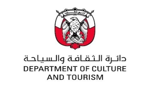 Abu Dabis praneša apie teigiamus turizmo sektoriaus atsigavimo ženklus