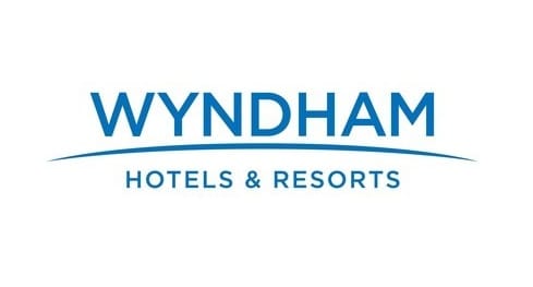 Wyndham Hotels & Resorts саякатчыларды тосуп алуунун алгачкы пландарын ачат