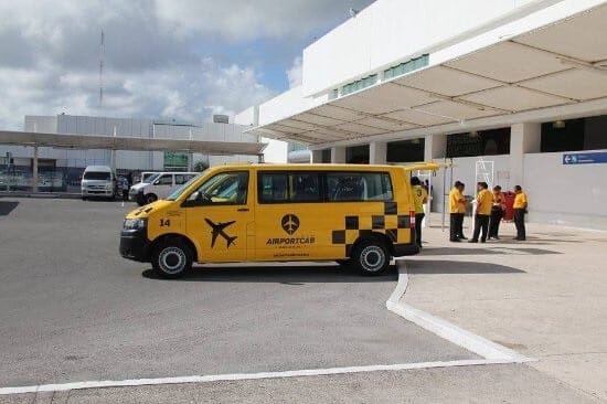 Meksikos konkurencijos reguliuotojas baudžia Kankūno tarptautinį oro uostą 3.7 mln