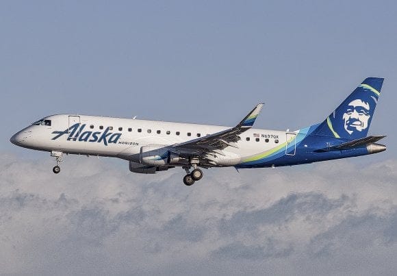 I-Alaska Airlines yandisa inkonzo kunye nobukho eSanta Rosa / kwiSithili saseSonoma