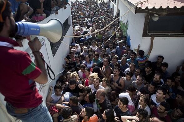 Nok! Det utmattede Hellas krever en mer rettferdig fordeling av migrantbyrden innen EU