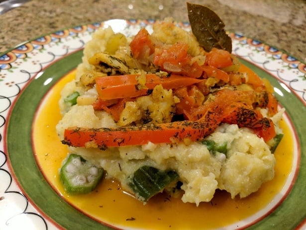 Maior Prato de Frutos do Mar: Peixe Voador e Cou Cou de Barbados