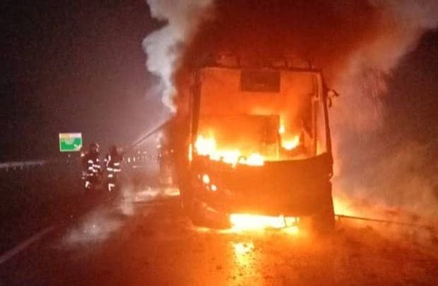 Autobusna nesreća na malezijskom autoputu oduzela život indijskom turistu