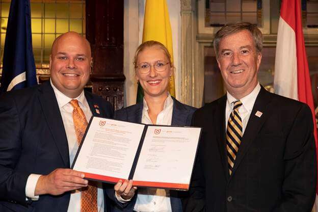 Ottawa và The Hague CVB hợp tác chặt chẽ