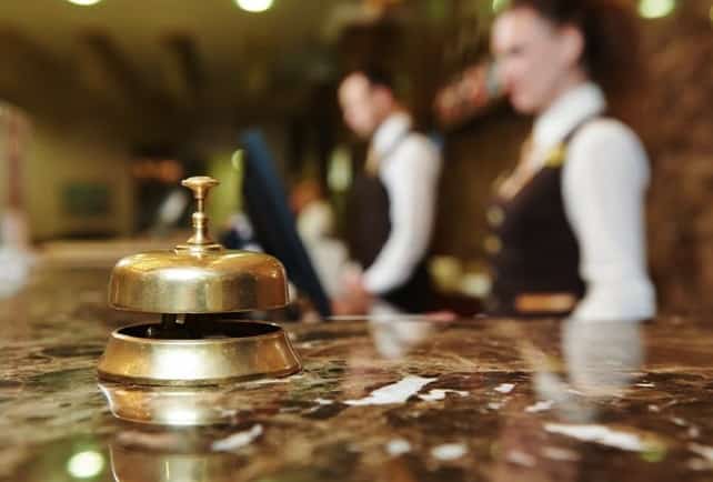 La recuperación de los hoteles continúa, los desafíos de la fuerza laboral persisten