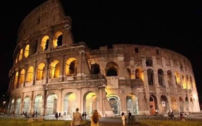 Darkգացեք Իտալիայի թաքնված խորհուրդներն ու ուրվական լեգենդները Dark Հռոմի հետ