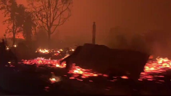 Oregon တောမီးလောင်ကျွမ်းမှုကြောင့်လူသန်းပေါင်းများစွာကိုကယ်ဆယ်ခဲ့သည်
