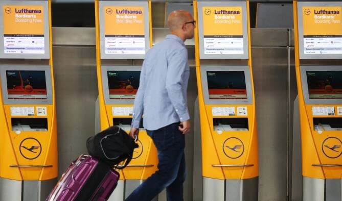 ခရီးဆောင်အိတ် - အခမဲ့အပြန်အလှန်သွားလာမှုခရီး - Lufthansa သည်စီးပွါးရေးတိုးတက်နှုန်းကိုတိုးချဲ့သည်