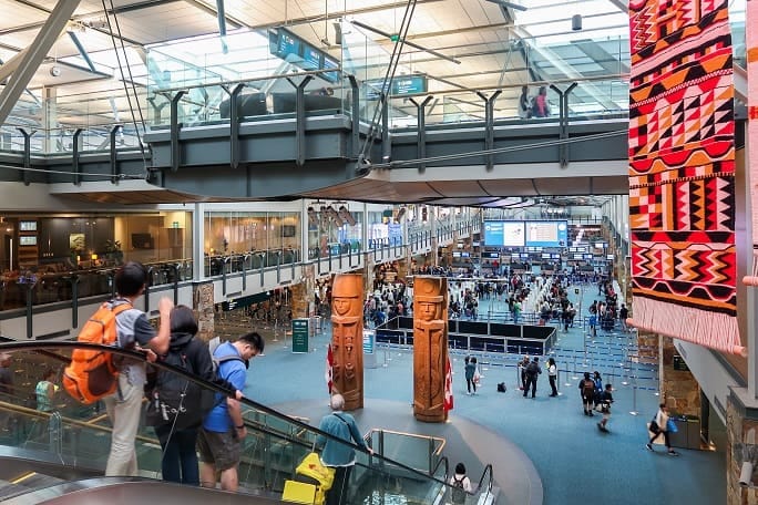 10 年に 2022 万人の乗客がバンクーバー国際空港を利用しました