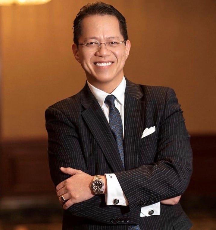 Ilay hotely mihaja James Lim dia nanendry ny filoha lefitra zon'ny Sunland RV Resorts