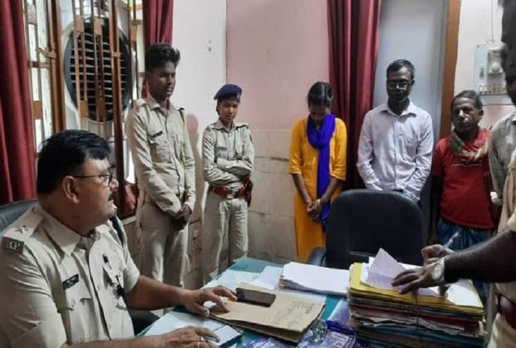 犯罪者がインドのホテルに偽の警察署を設置