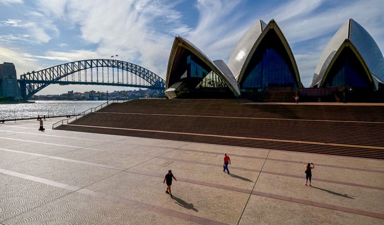 Ausztrália legnagyobb városa teljes kéthetes lezárást folytat