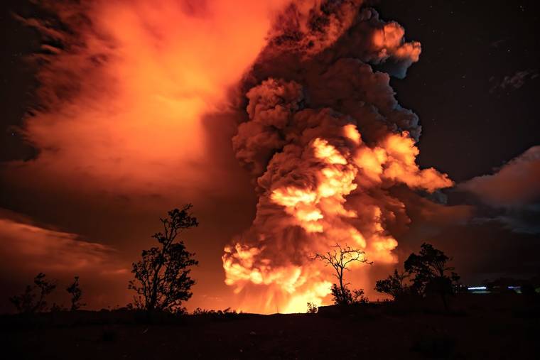 Vulkāns Havaju salās izcēlās