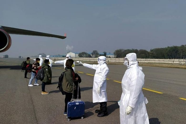 تحظر الهند جميع الرحلات الجوية التجارية الوافدة لاحتواء انتشار فيروس كورونا