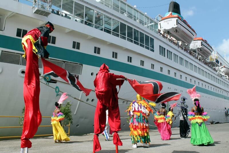 ခရီးသွားလုပ်ငန်း Trinidad: Cruise visitors ည့်သည်များသည်စစ်မှန်သောအတွေ့အကြုံများကိုတက်ကြွစွာရှာဖွေကြသည်