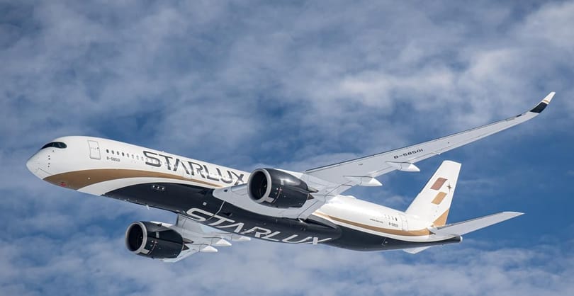 Sefofane se secha sa Taiwan se eang Los Angeles ho STARLUX Airlines