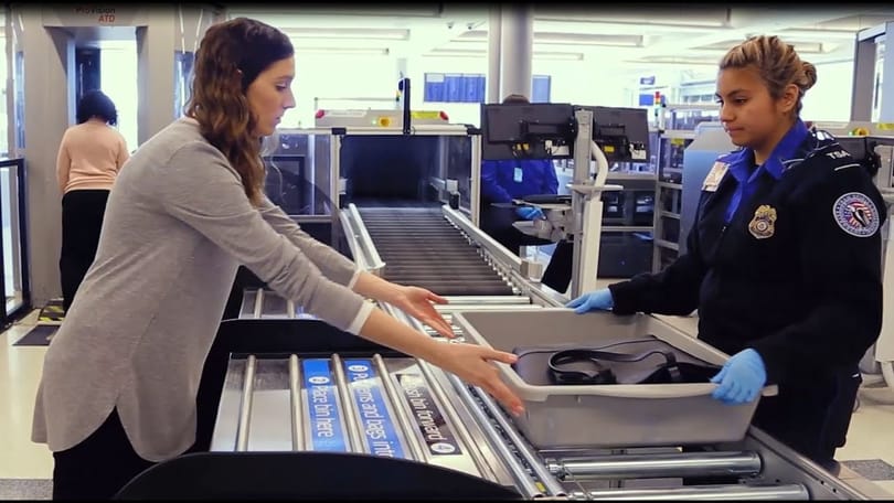 La TSA espera que los puntos de control de seguridad aeroportuarios sean más concurridos durante las vacaciones