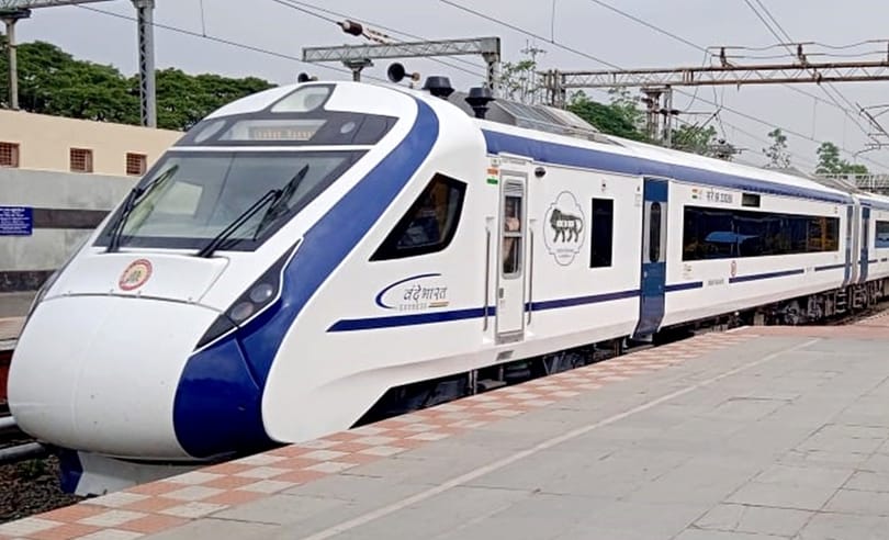 Индия започва да строи свои собствени високоскоростни влакове-стрели