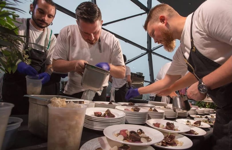 Велика кухонна вечірка Канади: Найкращі кухарі їдуть головою до голови в Оттаві