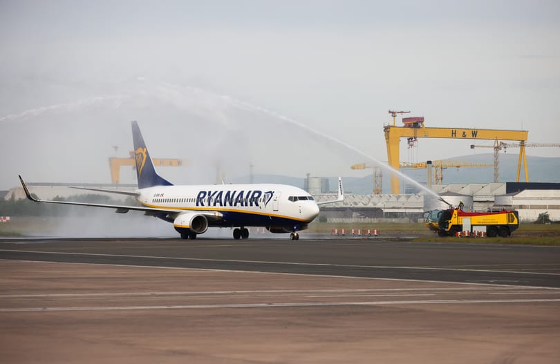 Ryanair yana Belfastni sevib qoladi