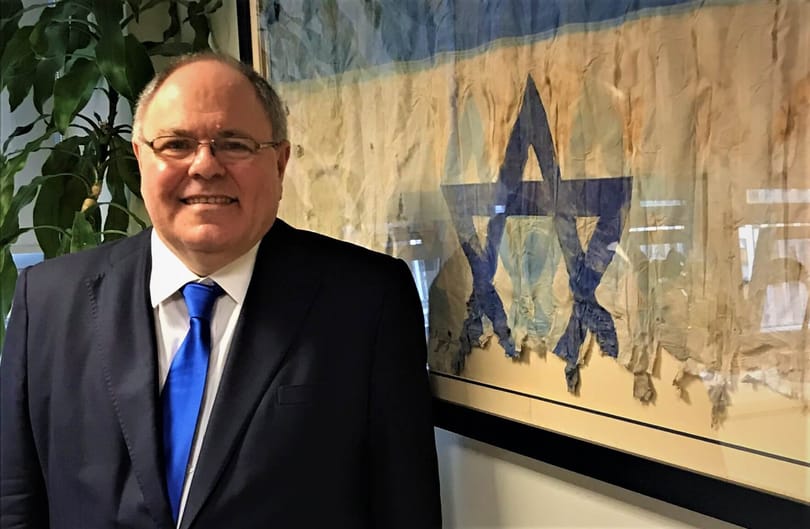 رهبر اسرائیل در نیویورک: دانی دایان ، سرکنسول عمومی