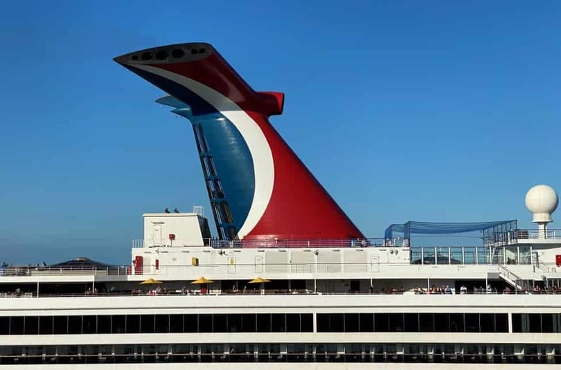 Carnival Cruise Line điều chỉnh các giao thức sau khi dỡ bỏ các yêu cầu của CDC