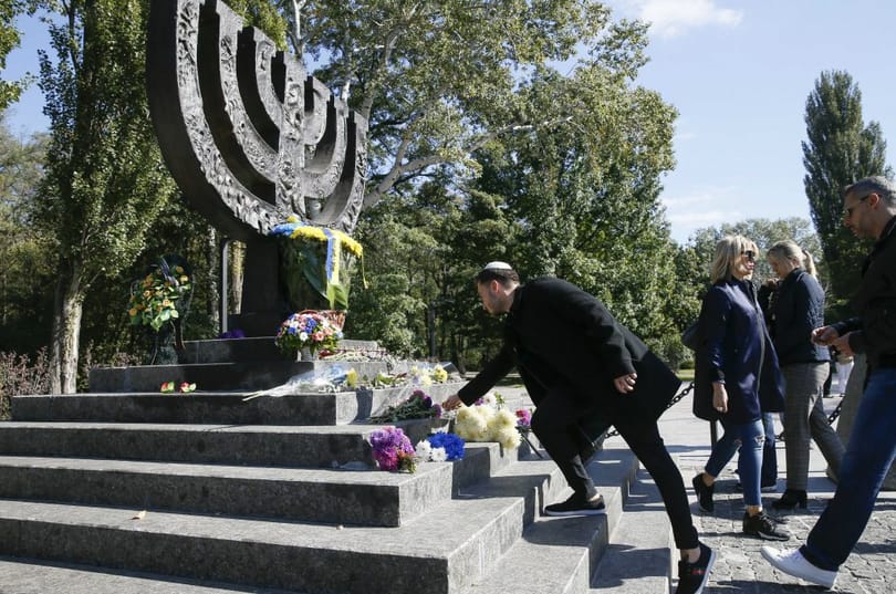 우크라이나, 새로운 Babyn Yar 회당에서 홀로 코스트 기간 동안 유대인을 구한 사람들을 기리다