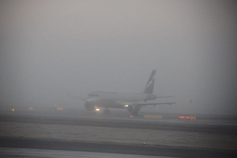 Dåligt väder grunder mer än 40 flygningar i Moskva flygplatser