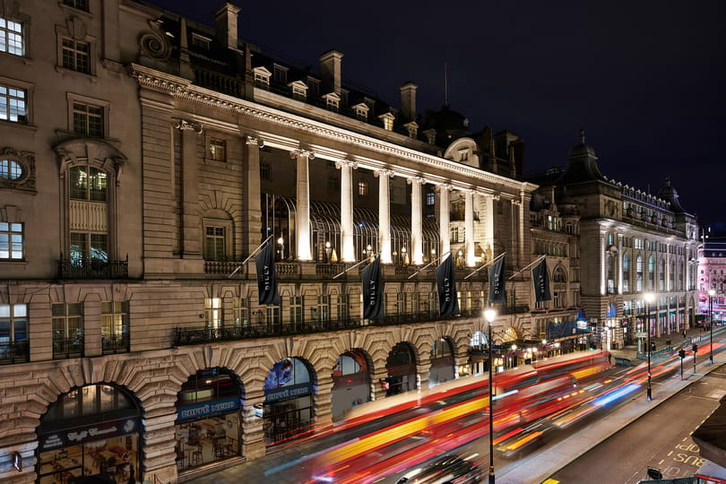 Zgodovinski londonski hotel Piccadilly je neodvisen