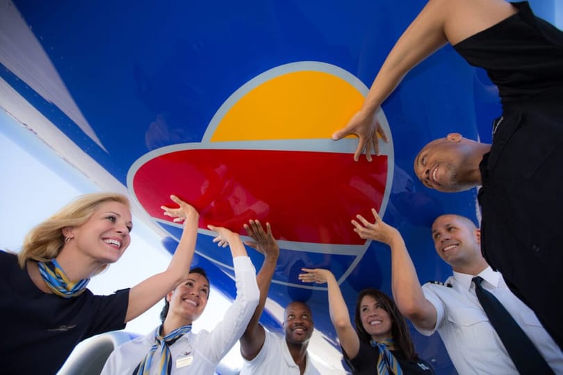 Southwest Airlines dia nanondro ny toerana tsara indrindra hiasana amin'ny fitoviana LGBTQ amin'ny taona manaraka