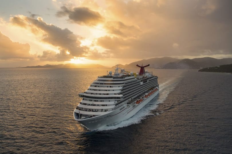Tres marcas de líneas de cruceros de Carnival Corporation planean reanudar la navegación en EE. UU.