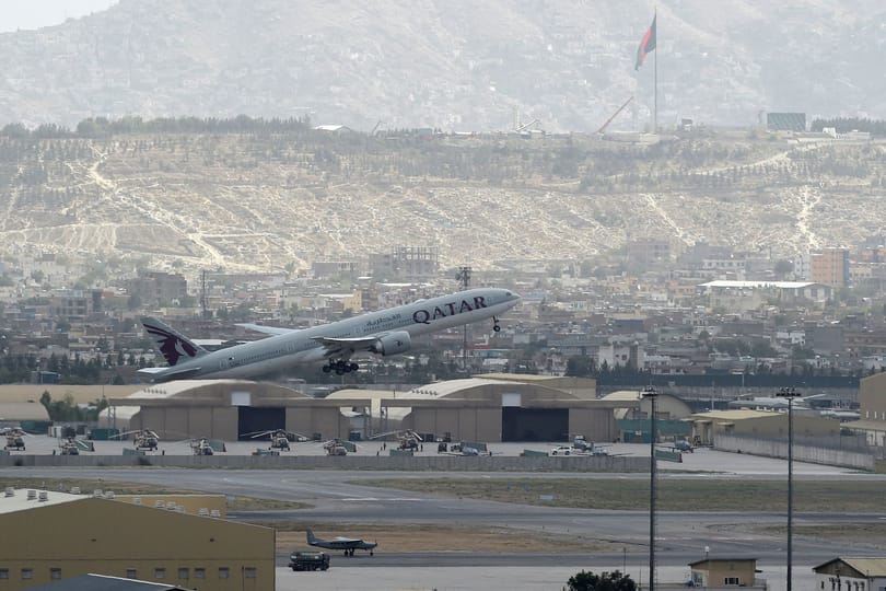 Il primo volo internazionale di passeggeri parte dall'aeroporto di Kabul