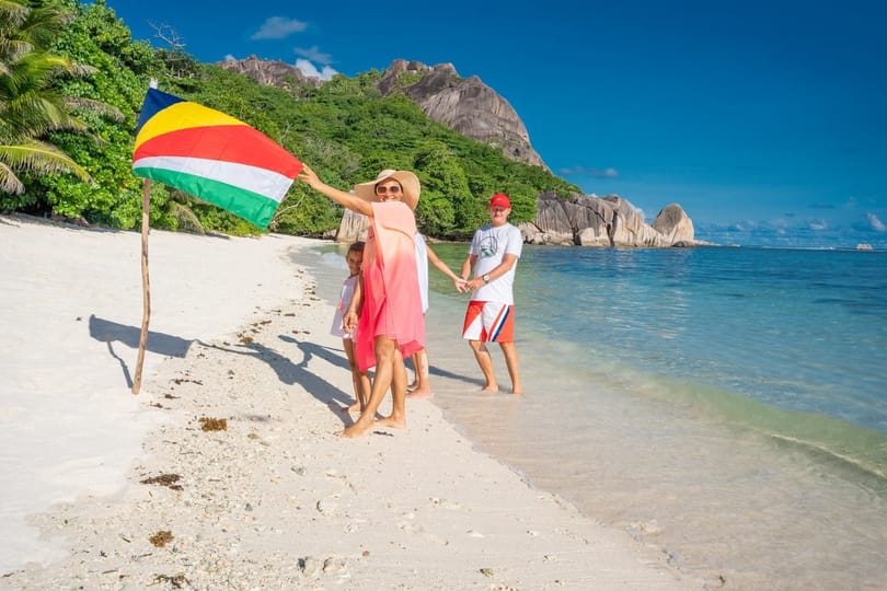 ata fa'aaloaloga a Seychelles Dept. of Tourism 2 | eTurboNews | eTN