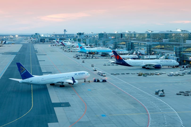 Número de passageiros do aeroporto de Frankfurt e movimentos de aeronaves continuam aumentando
