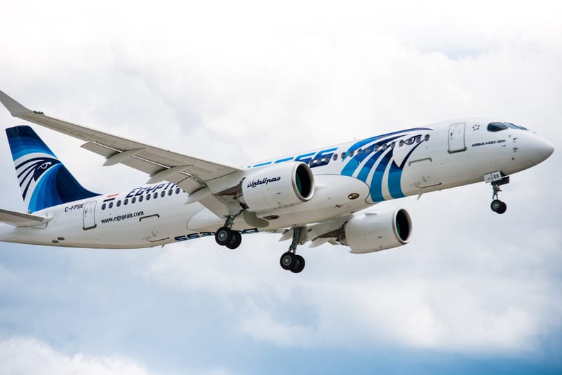Let EgyptAir-a vraća se u Kairo nakon što je pronađena preteća poruka.