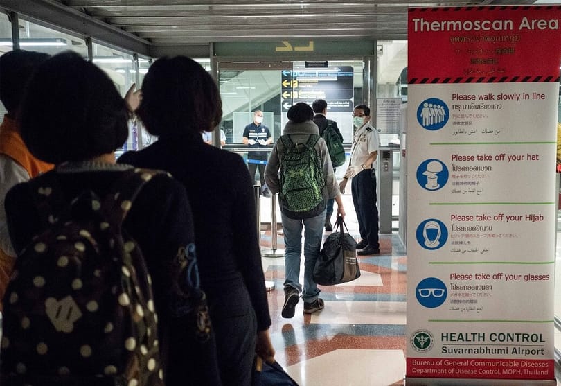 Passasjerer som reiser fra Kina, screenet for dødelig virus på tre store amerikanske flyplasser