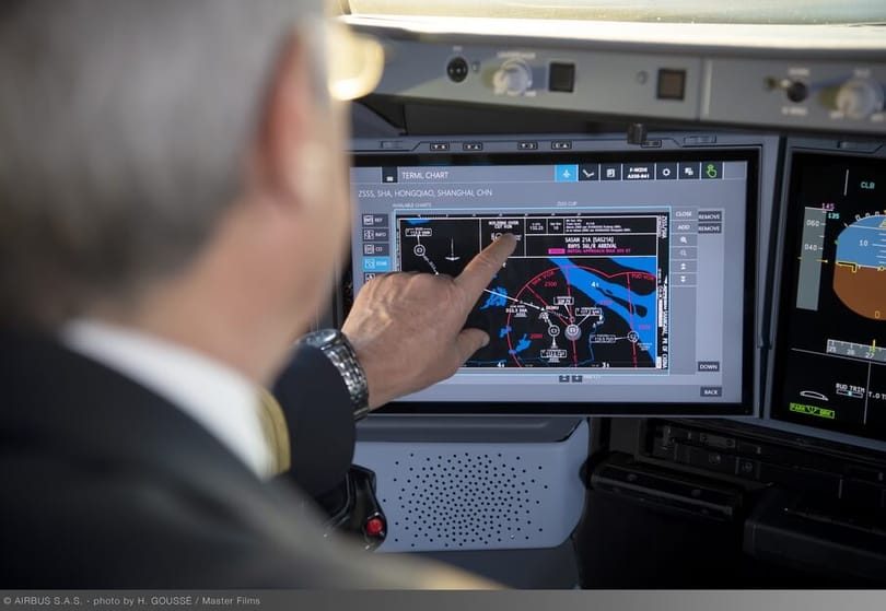 Airbus A350 com display touchscreen começa a entregar