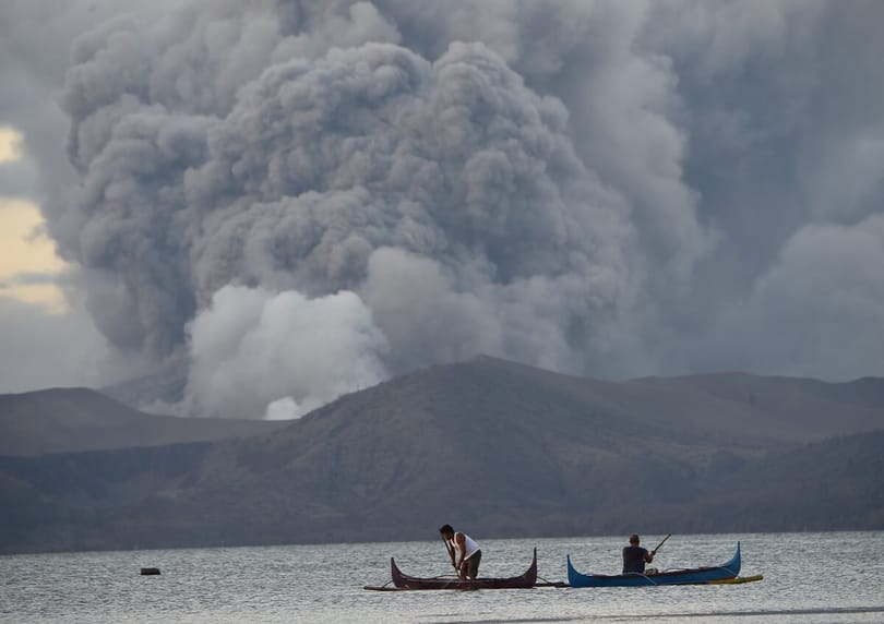 Filippinene erklærer Taal Volcano Island som et 'ingenmannsland'