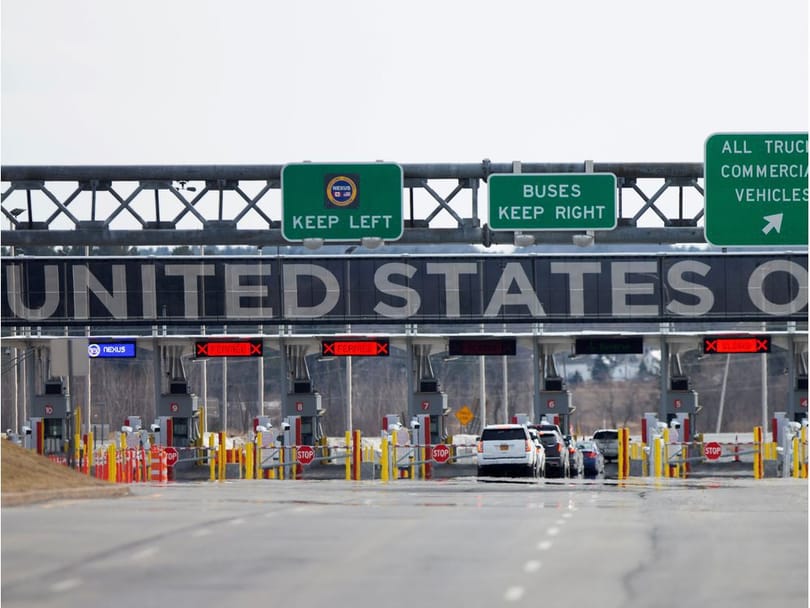 Губернатори США вітають відновлення кордону для щеплених відвідувачів