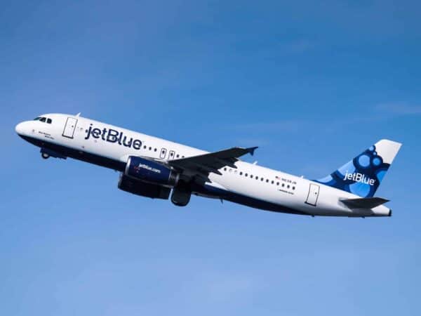 New Flight saka New York City JFK kanggo Belize ing JetBlue