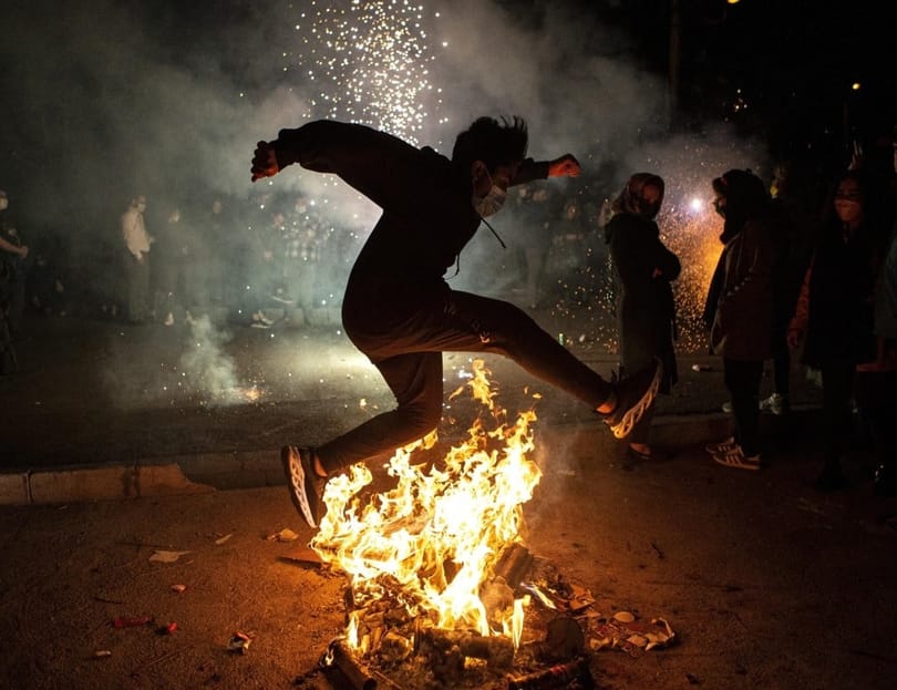 14 Doudeger, 3253 Blesséierter Wärend dem Iran sengem Deadly Fire Festival