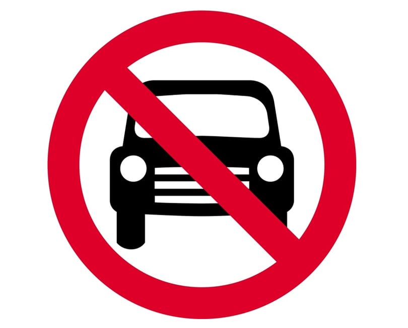 У Німеччині можуть заборонити водіння у вихідні дні