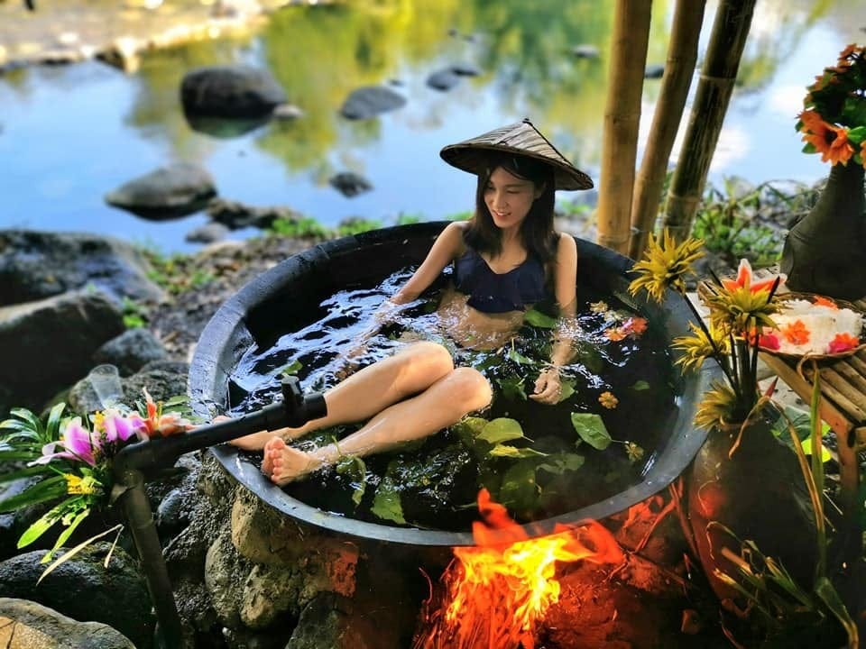 Kawa bath in Antique c o Flord Nicson Calawag Calawag Mountain Resort 1 | eTurboNews | eTN
